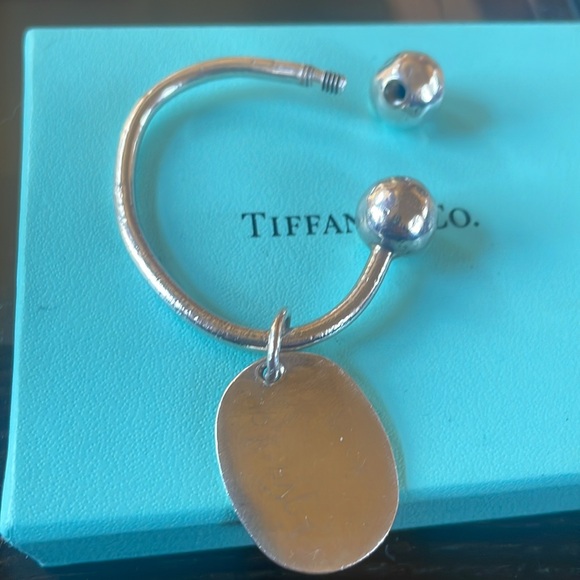 Tiffany & Company Authentic Horseshoe Keyring - Picture 9 of 9
